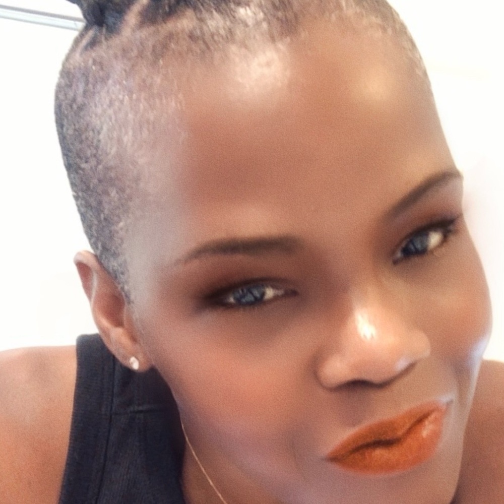 Meet your Posher, Miracle